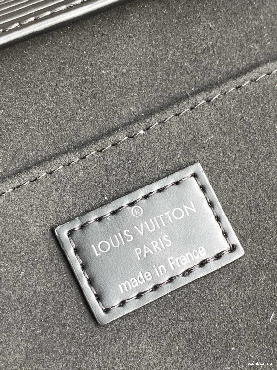 WIS PETIT PLAT SAC VUITTON LOUIS 0309